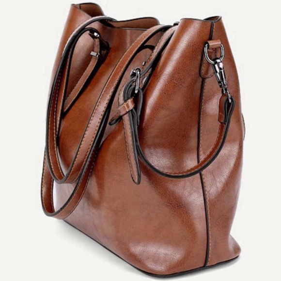 AMMIE Vegan leather Tote bag - Picture 3 of 6